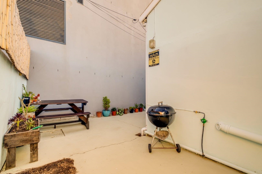 2 Bedroom Property for Sale in Observatory Western Cape